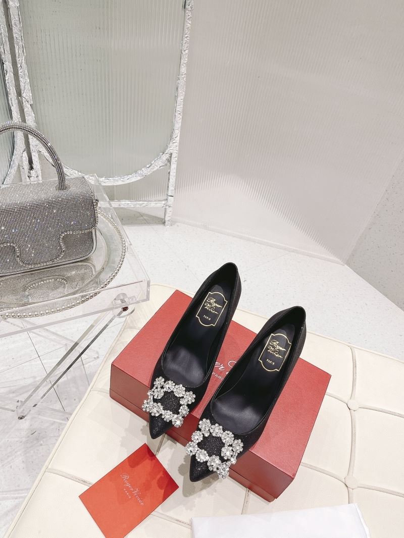 Roger Vivier flat shoes